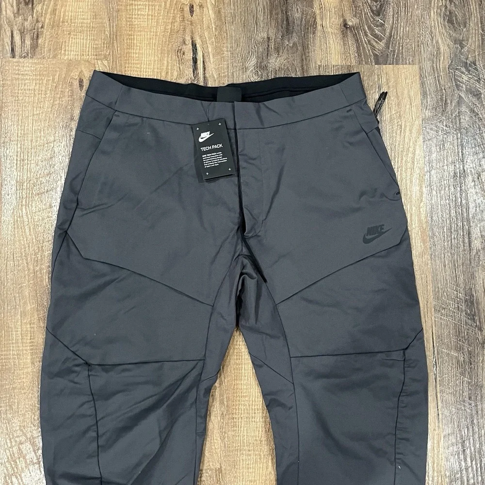 Nike nwt sportswear
